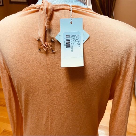 🆕 Krizia Peach Top🔥 - Picture 12 of 16